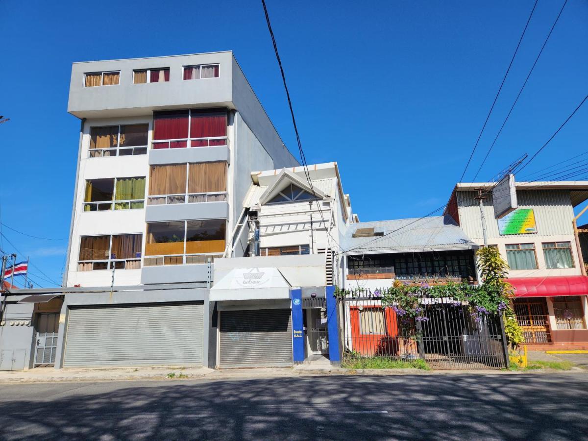 Edificio El Barrio Vertical Сан-Хосе Экстерьер фото