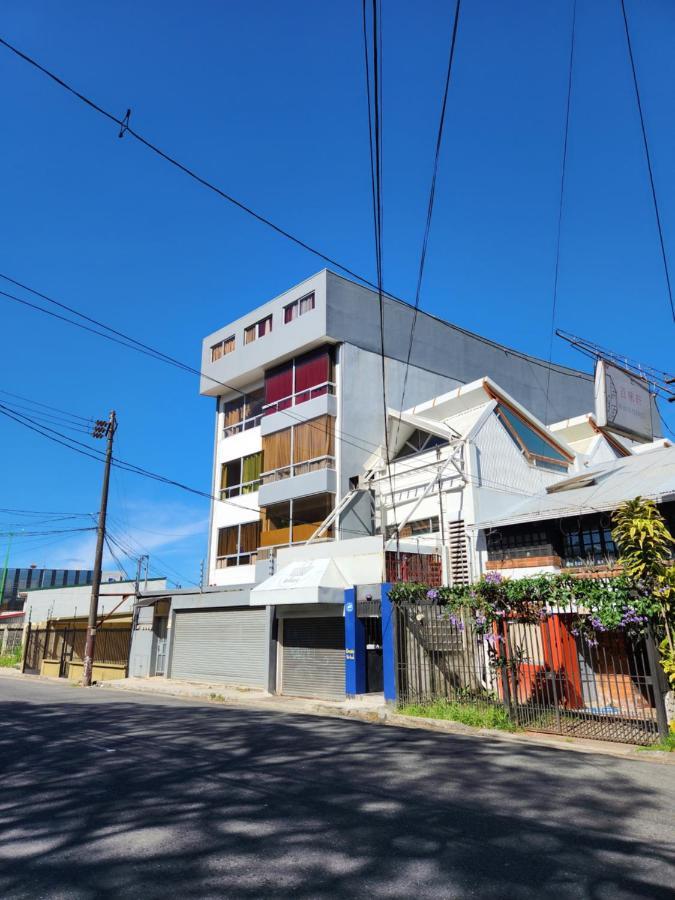 Edificio El Barrio Vertical Сан-Хосе Экстерьер фото
